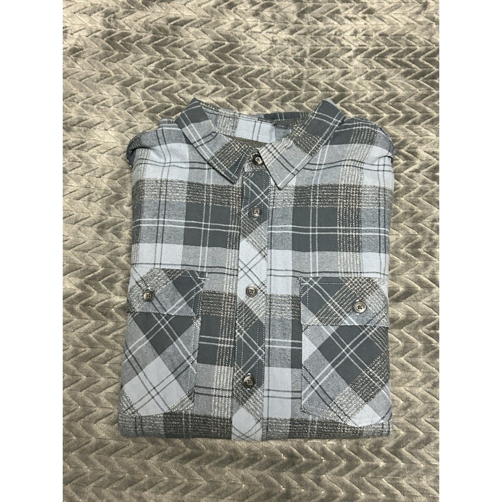 Voyager Men's Button Up Gray Plaid Flannel Size‎ Medium